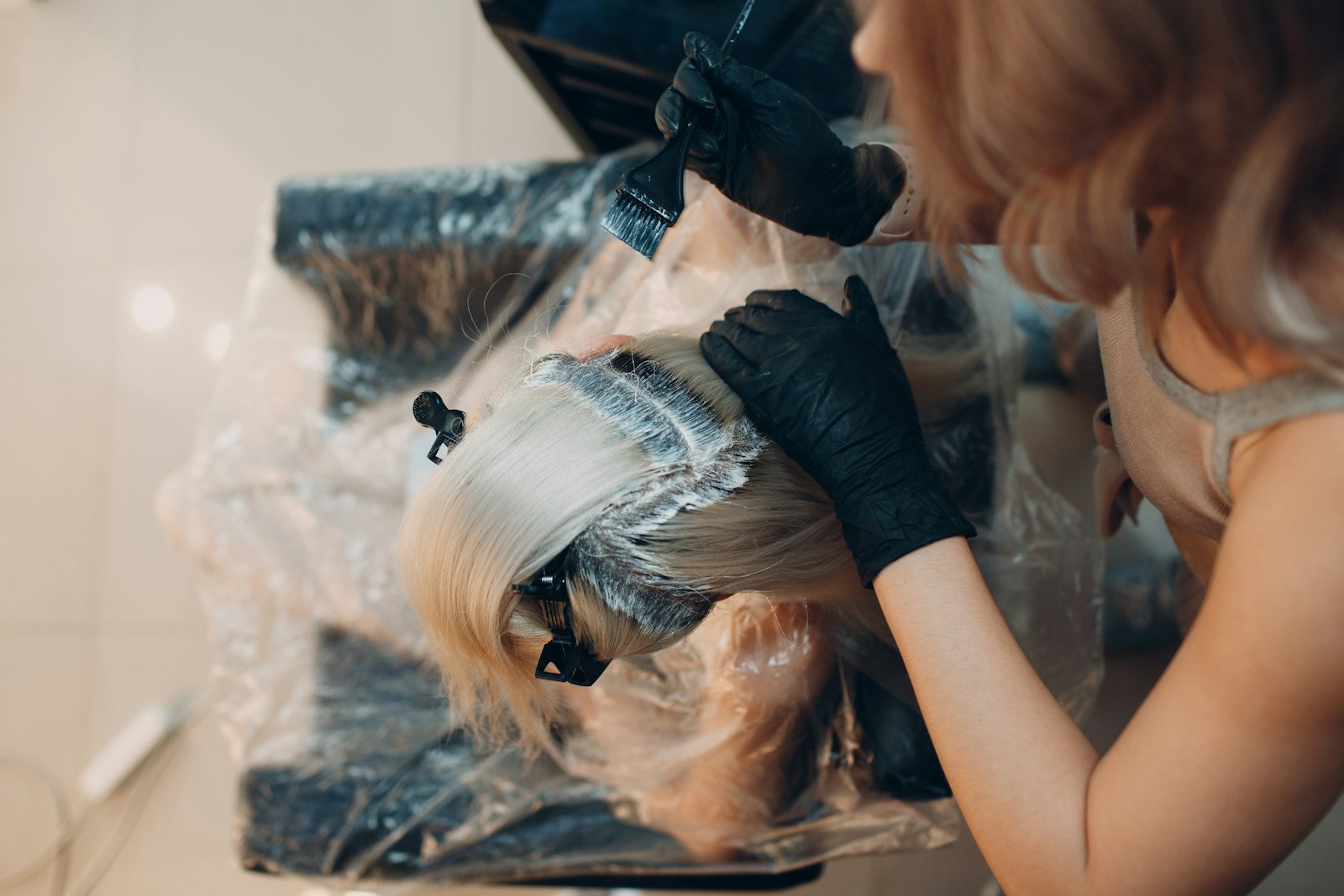 Hair Dye Allergies: Why the Skin Test Matters Every Time